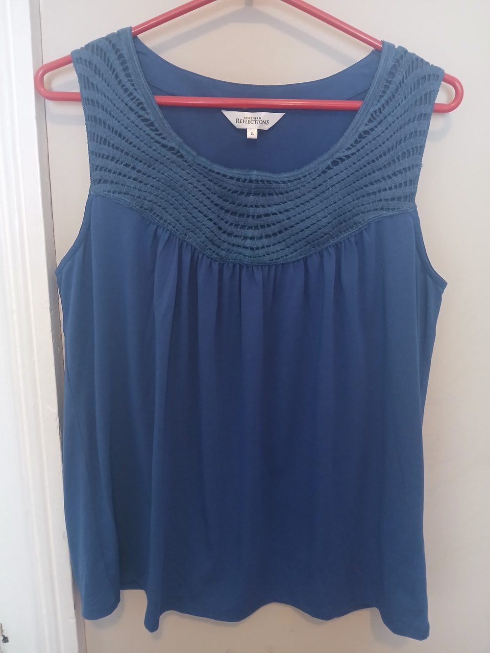 Northern Reflections Teal Blue Crochet Yoke Tank